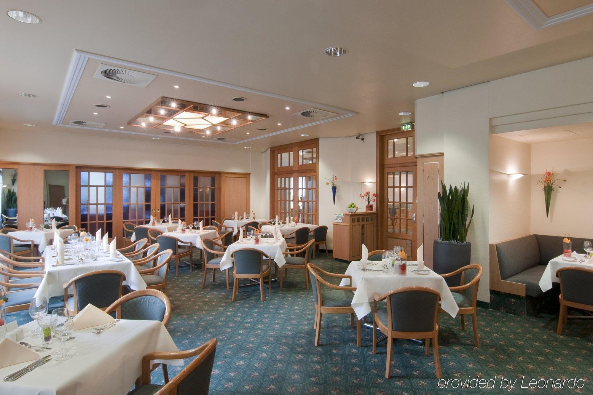 Holiday Inn Duesseldorf-Neuss By Ihg Restaurang bild